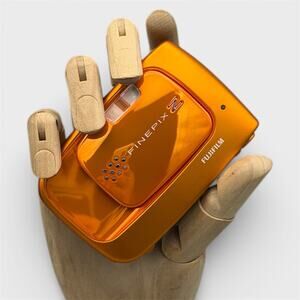 Fujifilm FinePix Z30 Digital Camera | 10MP | Orange